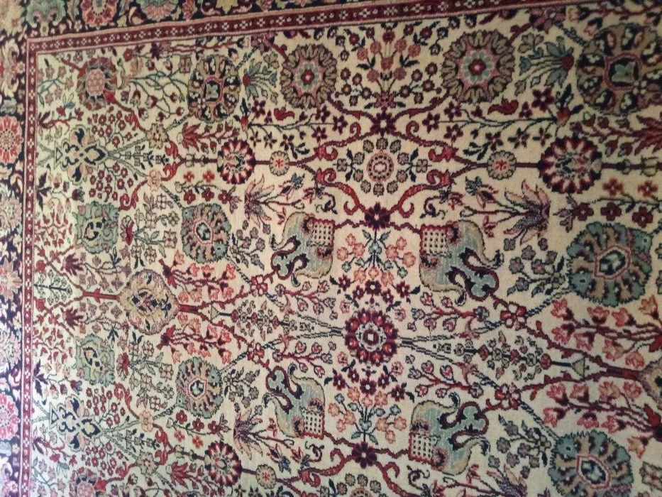 Продаются два ковра в хорошем состоянии.