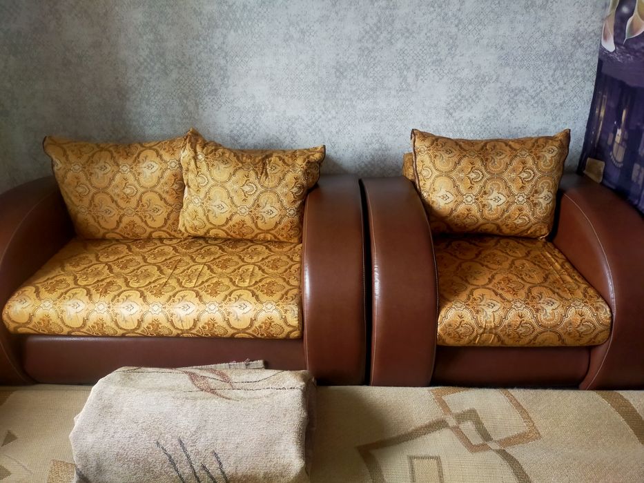 Продам уголок в хорошем состоянии