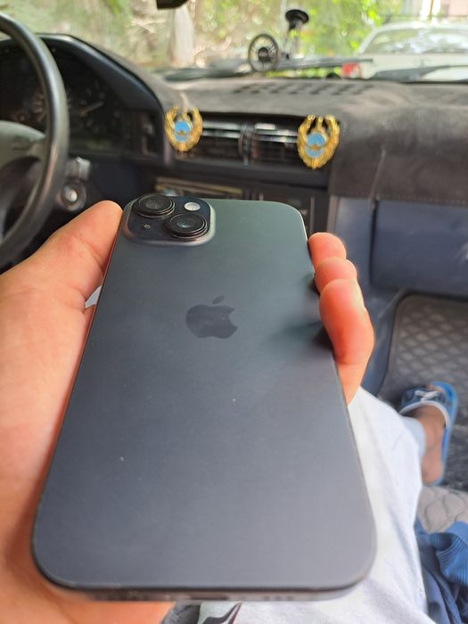 Айфон 15 сатылады