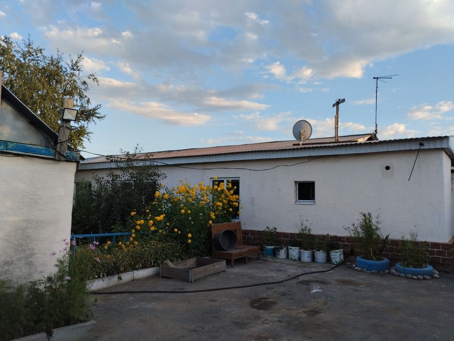 Продам срочно дом(часть дома )