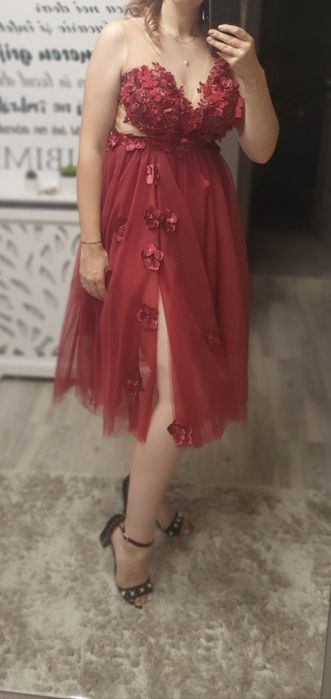 Vand rochie marimea 40
