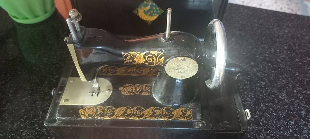 Мини-швейная машинка г.Владимир