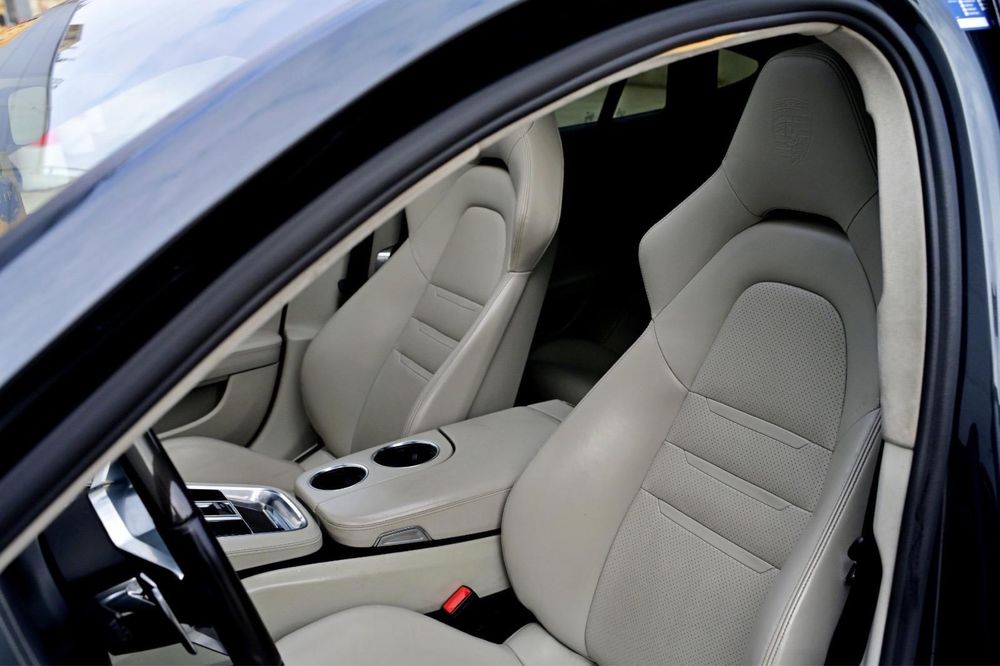 Porsche Panamera 4S 441 cp Pachet GTS km reali full maxim fara daune!!!