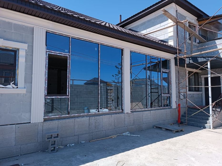 Монтаж окон и дверей Алюминиевые  Теплые окна ПВХ и перегородки