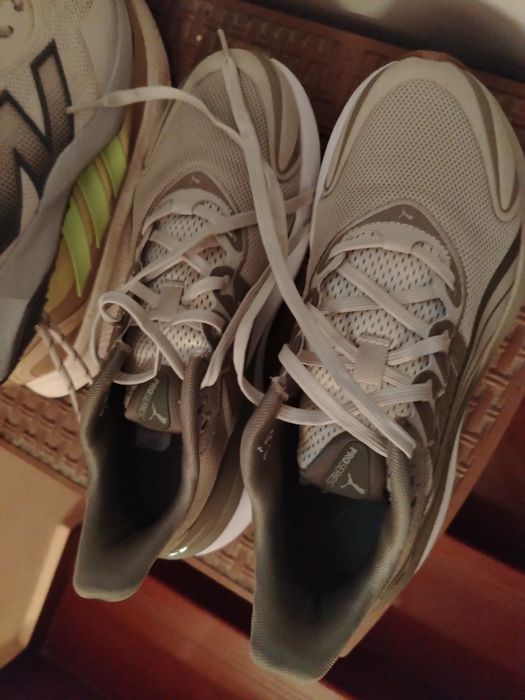 Маратонки PUMA..