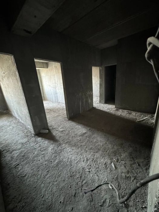 Продаётся 2х комнатная квартира в Яшнабадском районе,60кв.м.