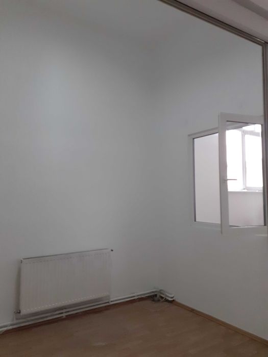 Inchiriez Hale, spatii comerciale(hala de  350 mp si hala 760 mp)