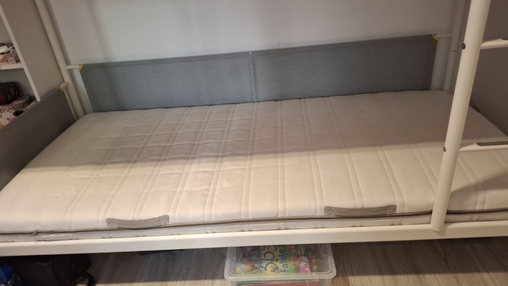 Pat suspendat Ikea