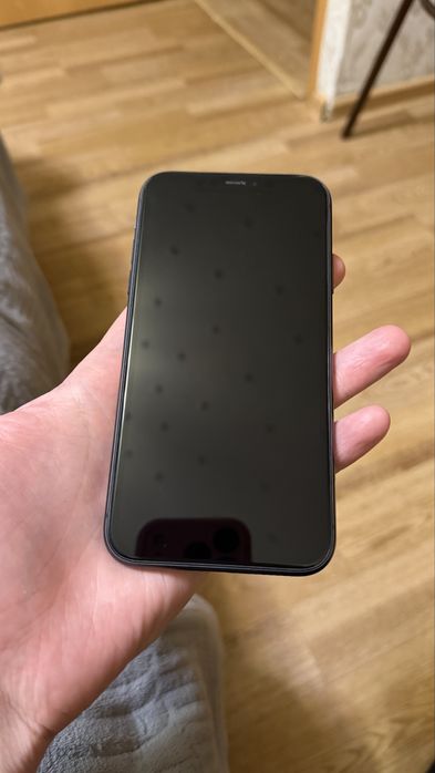 Продам iphone 11 на 128 gb