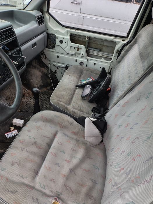 Фолксваген Транспорт Т4 / Volkswagen Transporter T4 2.4 D НА ЧАСTИ