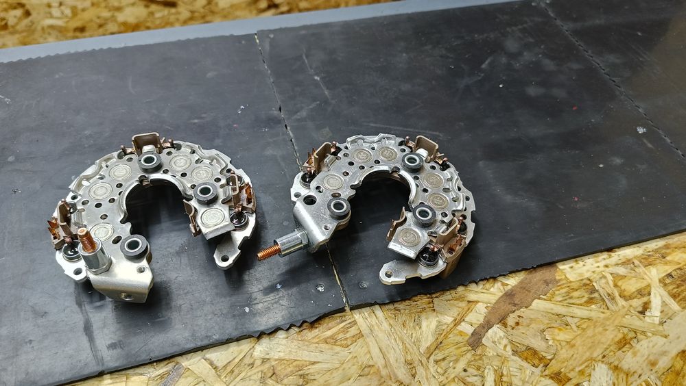 Комплектующие на стартера и генераторы