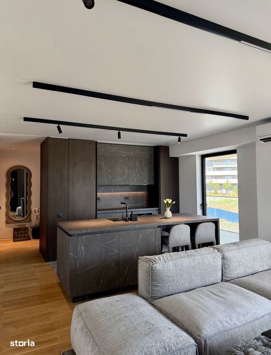 Inchiriez apartament 3 camere | Yacht Kid