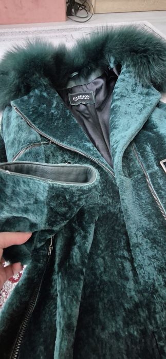 Палто / кожух от естраган, естествена кожа и лисица