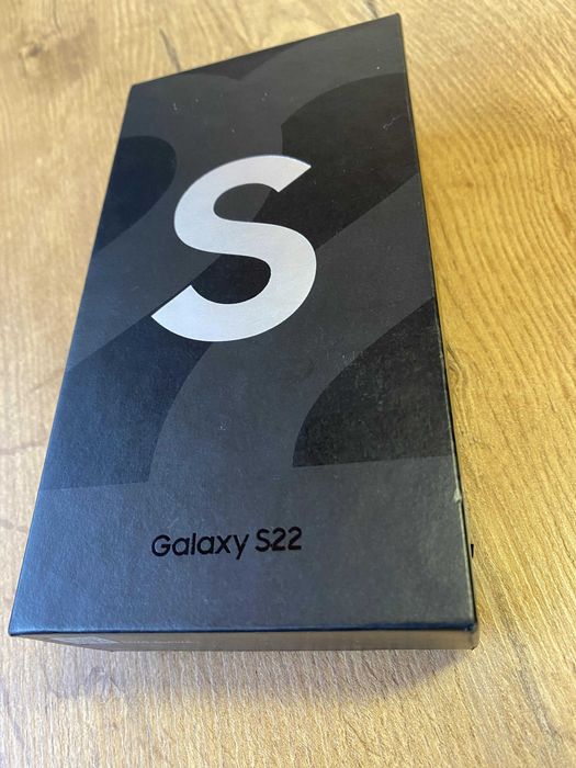 Samsung S22 5G  Black/Silver 128gb 8GB Rami + Husa Folie