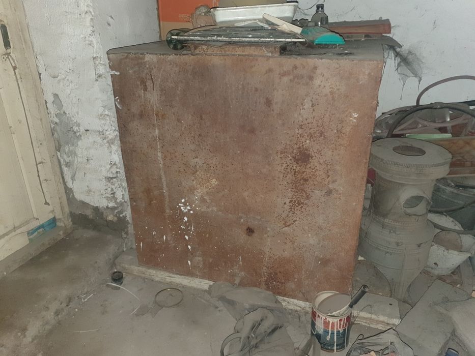 Temir yomkost 2 tonnalik