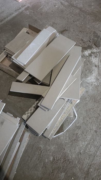 Продам остатки кафеля для брекчии
