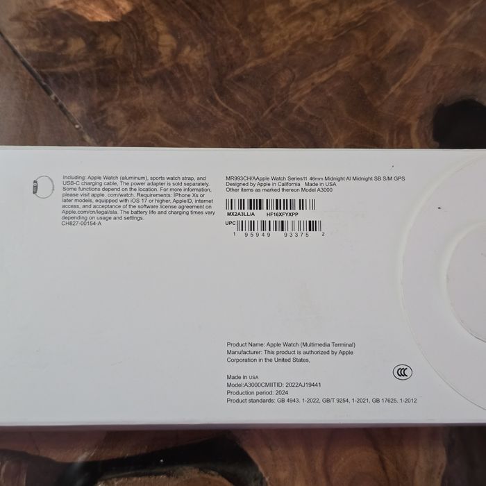 Apple watch series 11 gold 46mm + слушалки+ iPhone battery