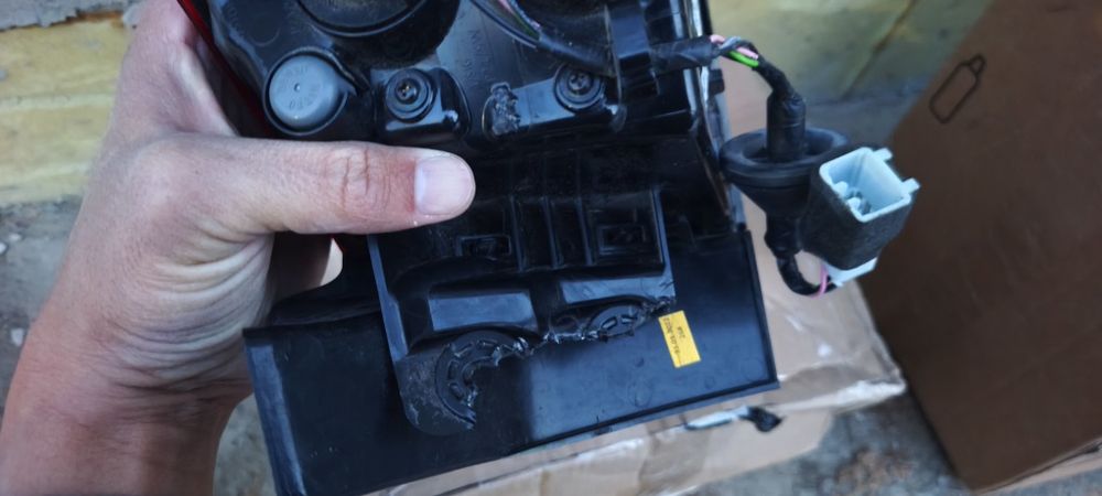 Фонарь задний левый Киа Сид 92401J7100. Kia ceed