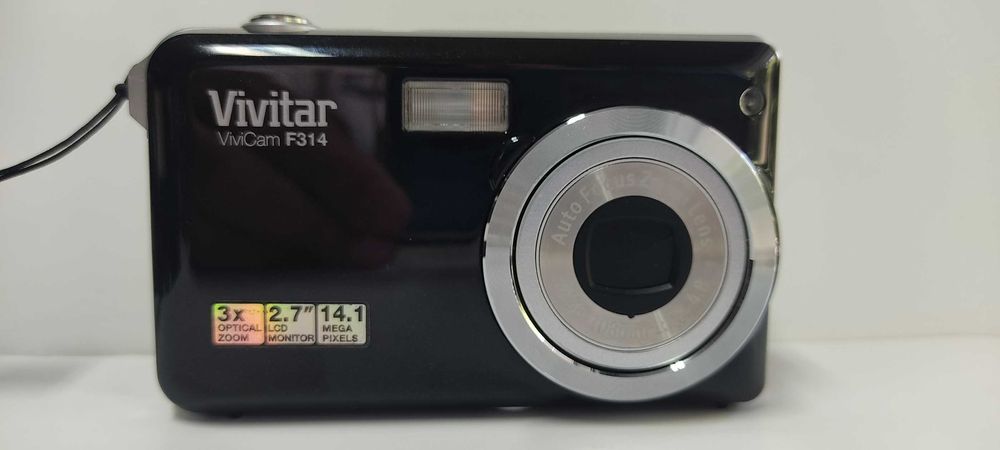 Чудесен, лесен фотоапарат VIVITAR F314
