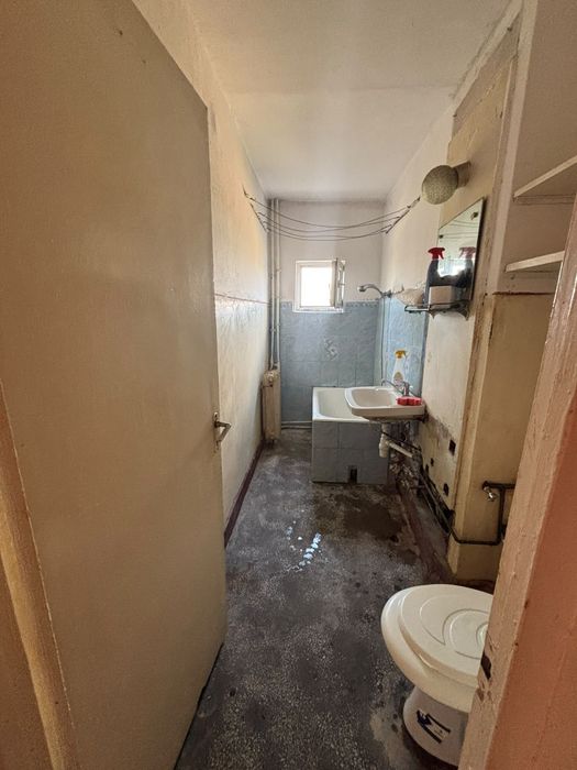 Vând apartament 2 camere