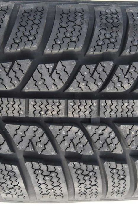 Anvelope iarna noi 185/65R15 88H, RoadX