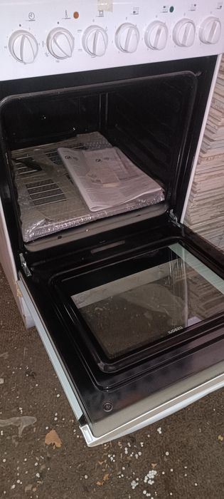 Электроплита  indesit новая