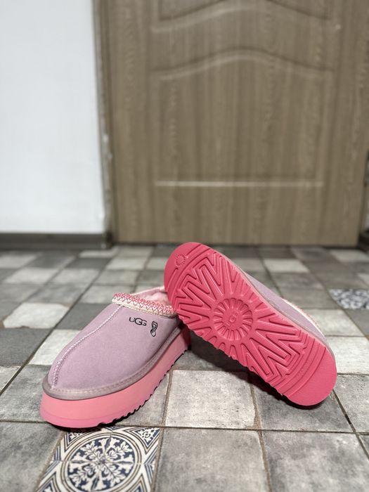 UGG Taz Culoare Roz. Marimea 38-39