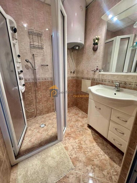 Продава се Тристаен апартамент в Пловдив, Кършияка - 86 кв.м за 2157 €/кв.м - Снимка #10