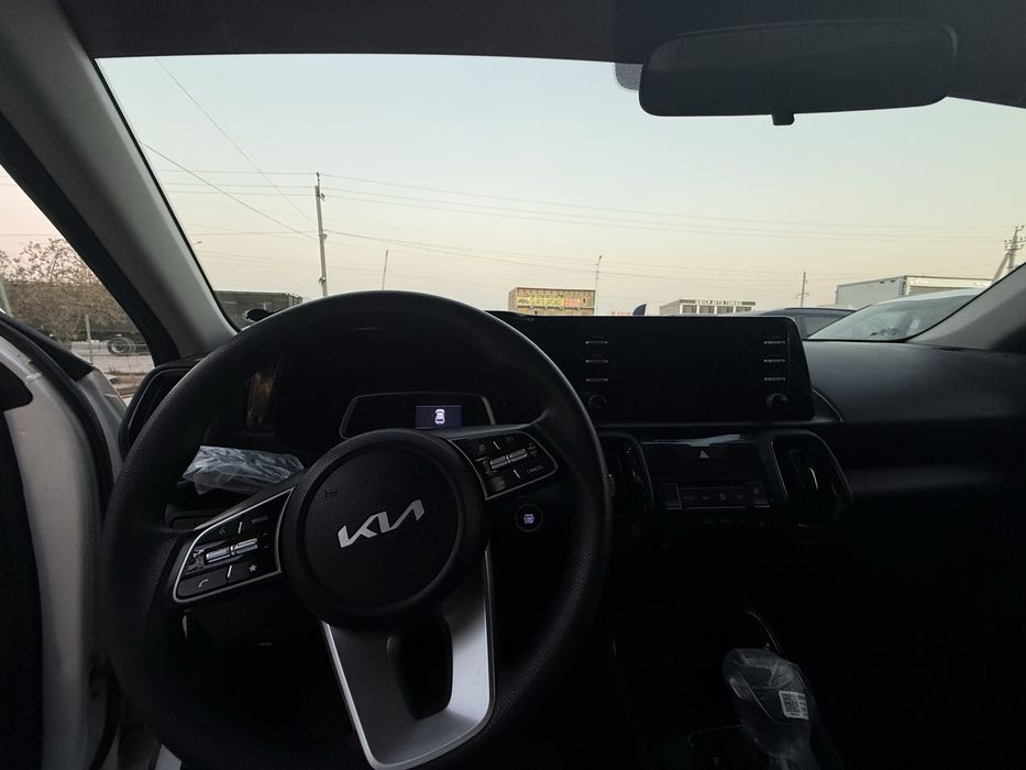 Kia Sonet 2пазитсия