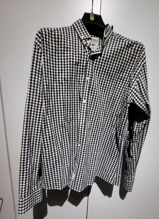 Camasa de barbati devanzare instare foarte buna negru cualb marime 3XL