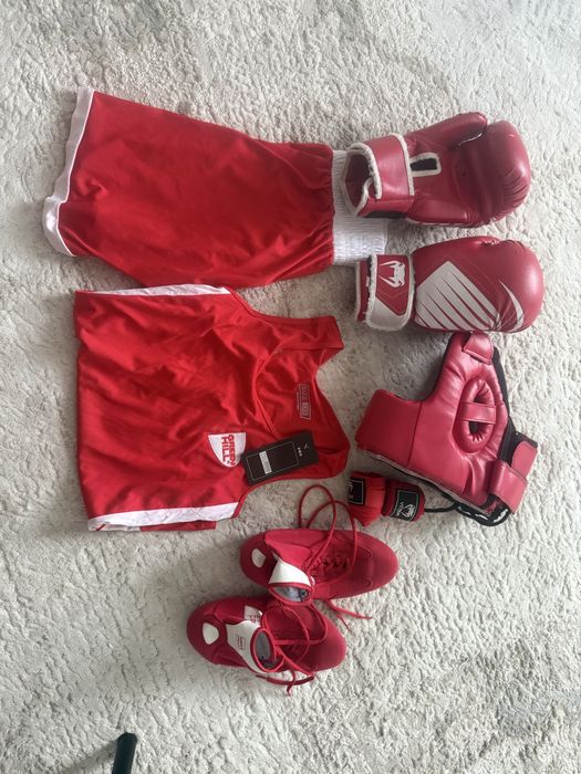 Продаетс костюм для бокса. Размер 2ХS детский. Ма