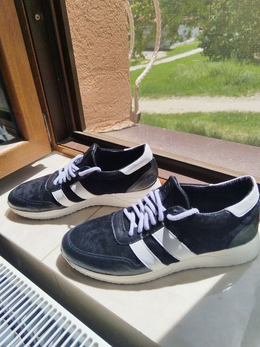 Adidasi piele nr 43