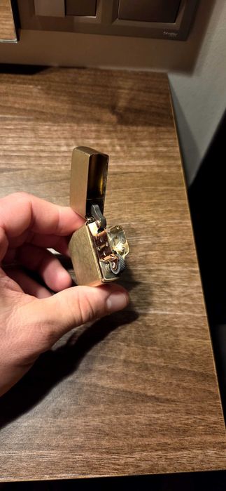 Оригинална запалка ZIPPO