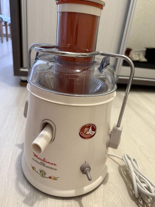 Соковыжималка Moulinex
