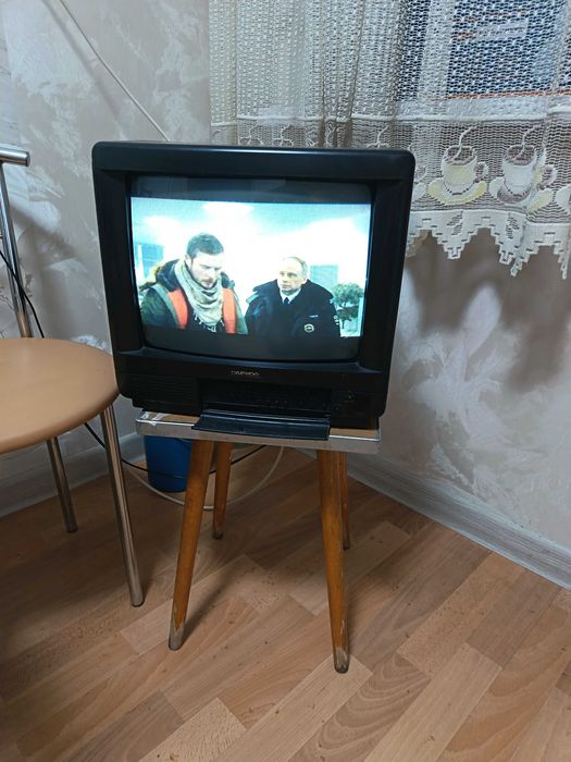 Телевизор б/у, в рабочем состоянии