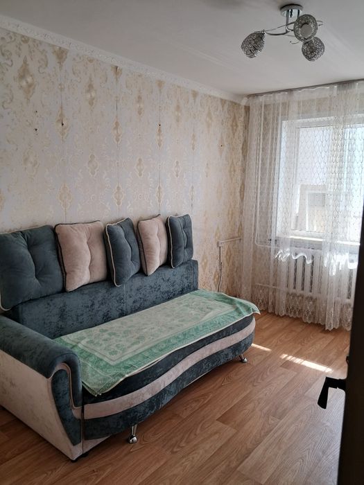 Продам квартиру 3-комнатную