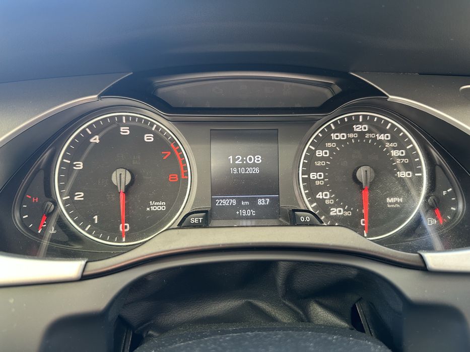 Audi A4 B8 2.0 Quattro automat SUA