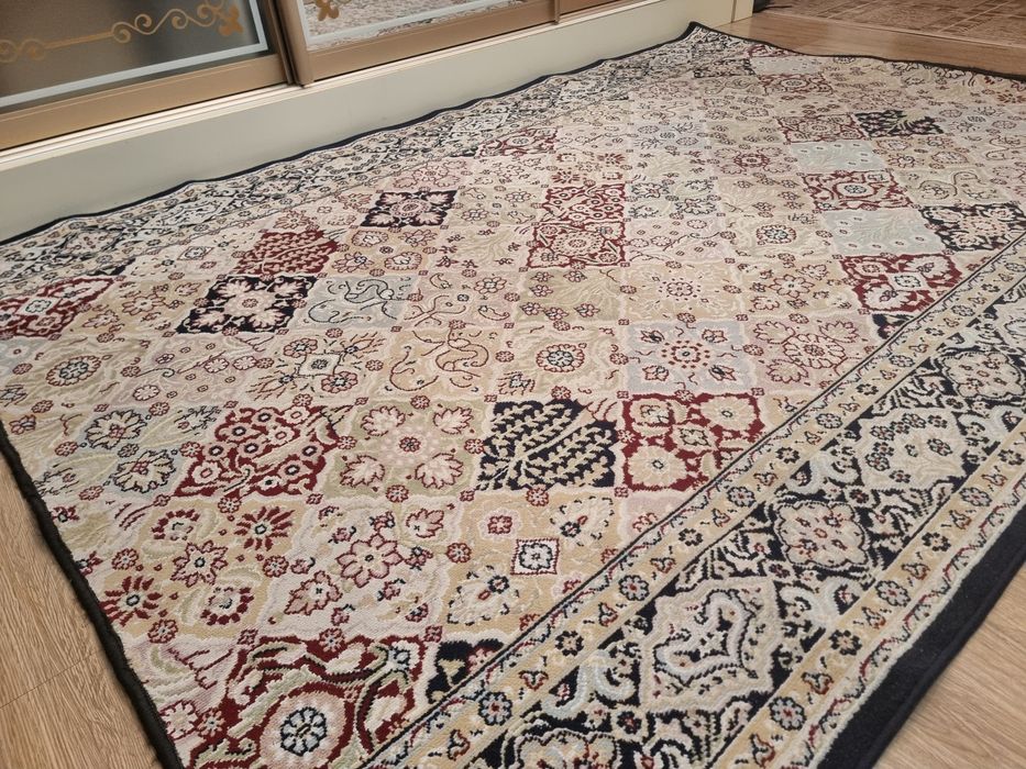 Продам коврик (ковер)