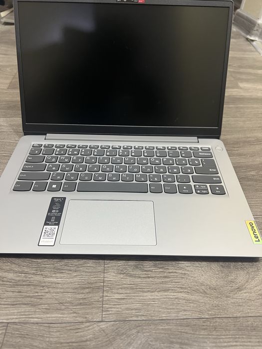 Lenovo ideapad 1