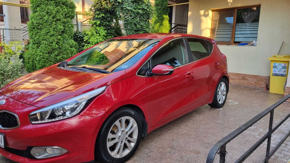 KIA Ceed 2013 — imagine 13