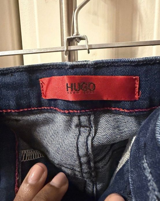 Hugo Boss Дамски дънки  размер 25