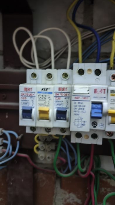 Услуги электрика. Круглосуточно.