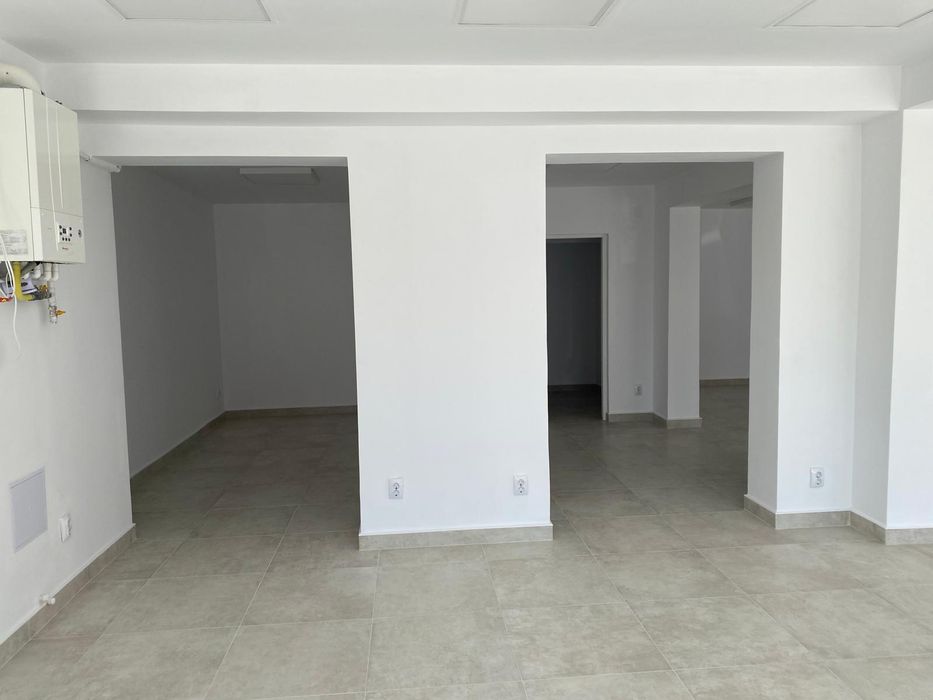 Inchiriez spatiu comercial