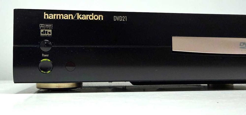 Harman Kardon DVD 21 – Audio CD Player – Design Superb – Citeste dar sare