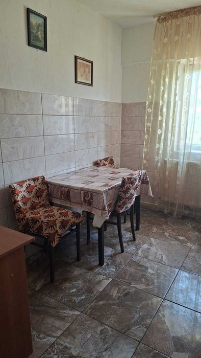 apartament 2 camere decomant , centru
