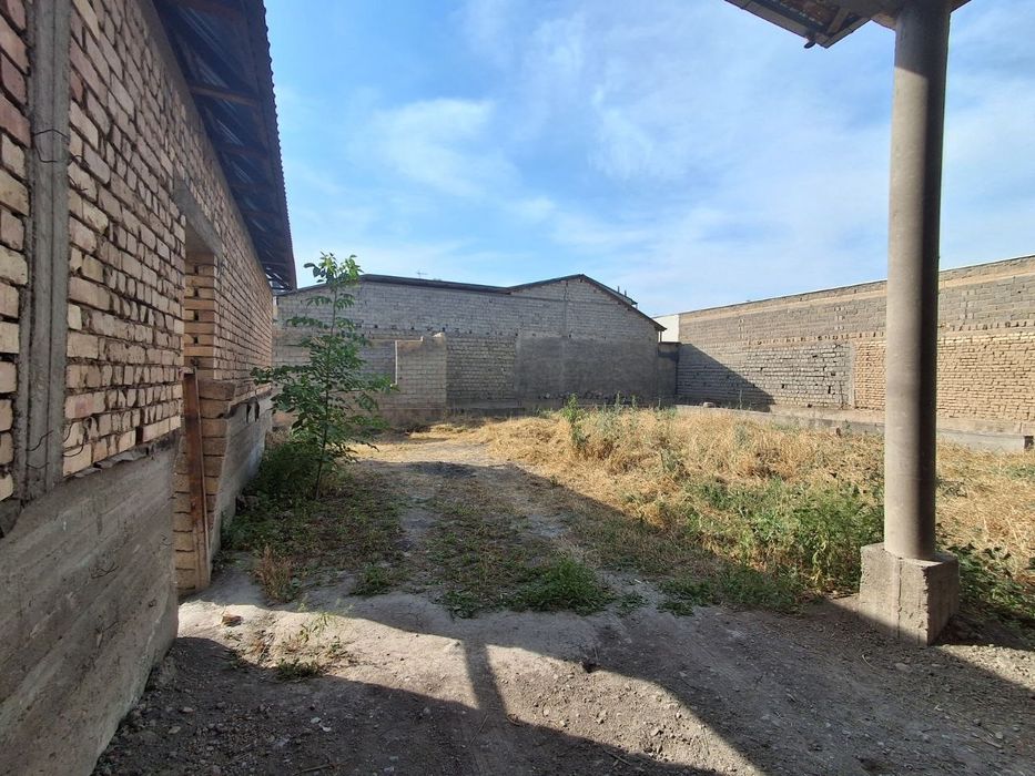 Sergili sputnikda 2 sotix yer sotiladi