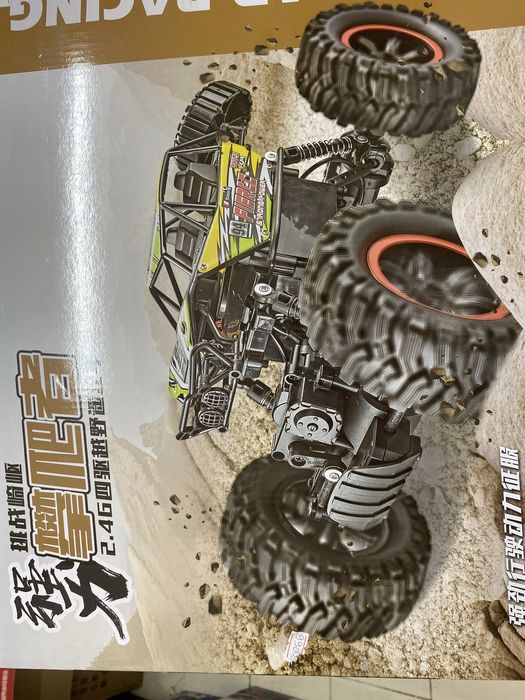 Монстер-Трак на пульте управления Off-Road