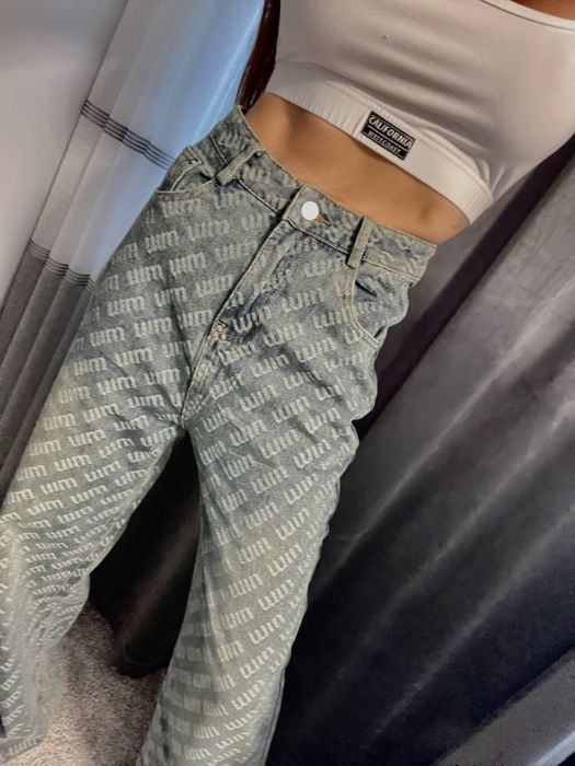 Топ актуален модел дънки Miu. S