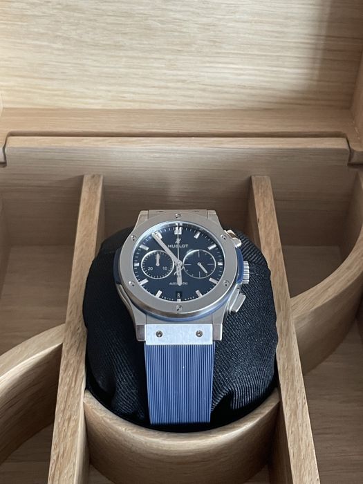 Часовник Hublot Classic Fusion Chronograph 42 Blue Titanium