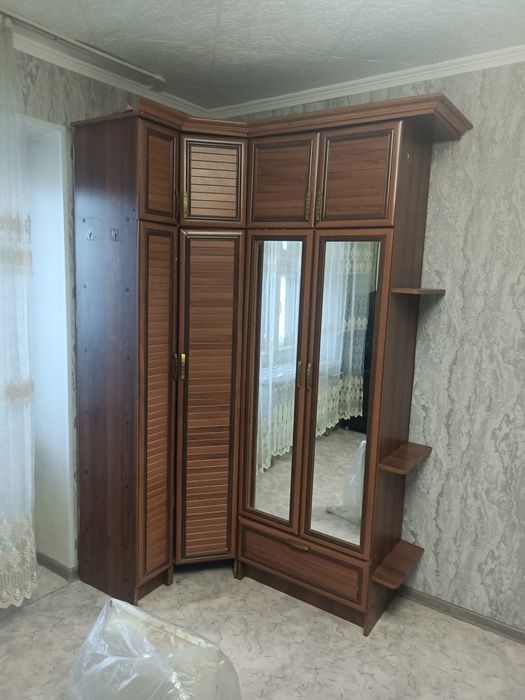 Продам шкаф пришахтинск